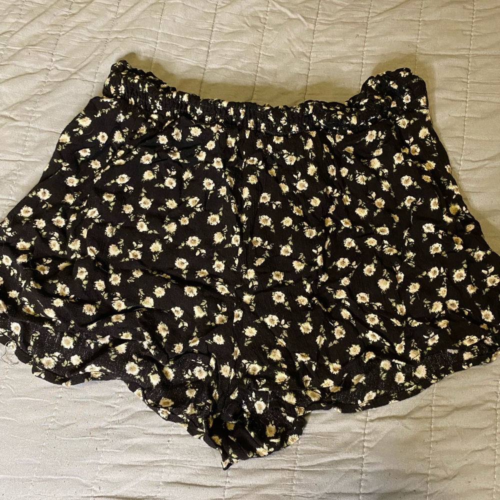 Flowy shorts